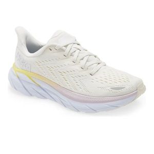 HOKA ONE ONE Clifton 8 Running Shoe Womens Size 9 US